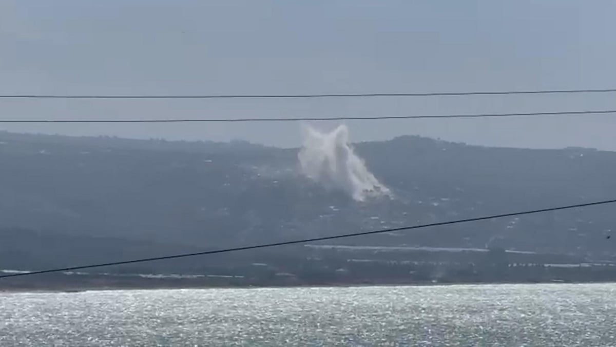 Bombardeo de artillería contra Mansouri por la mañana y alrededores de Hadatha y Braashit al amanecer