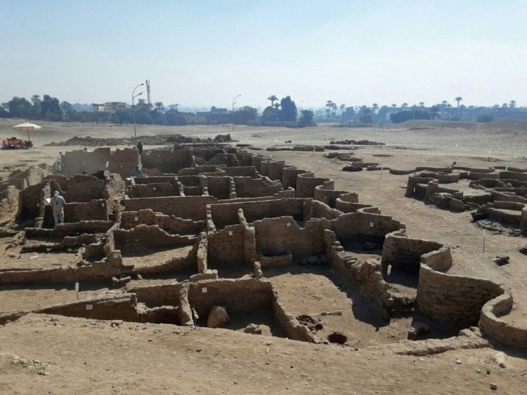 مصر تستعد لعرض اكتشافها الجديد لمدينة أثرية يفوق عمرها 3 آلاف سنة