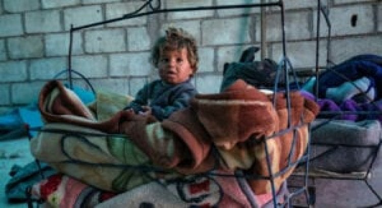 ترحيل نحو مئة عائلة عراقية من مخيم الهول في سوريا إلى العراق