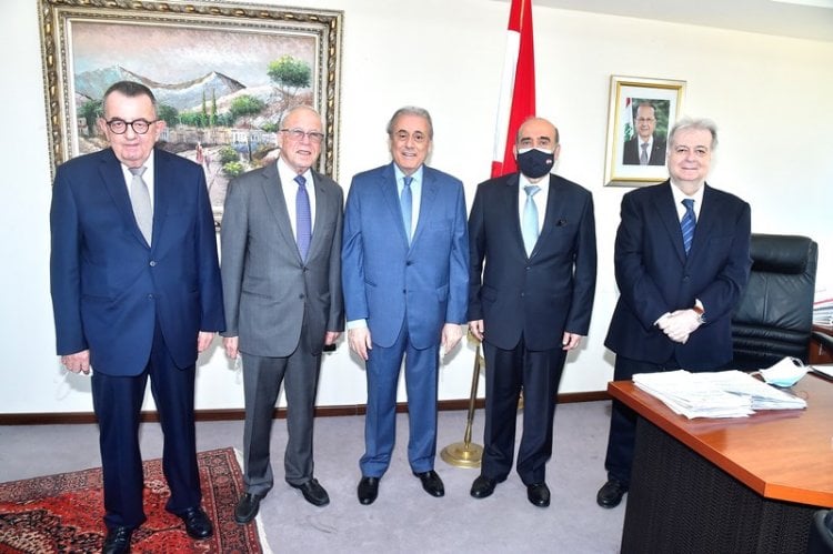 وهبه استقبل خبيس وسفيري تشيكيا وايطاليا وأبدر رغبة بزيارة ايطاليا والفاتيكان