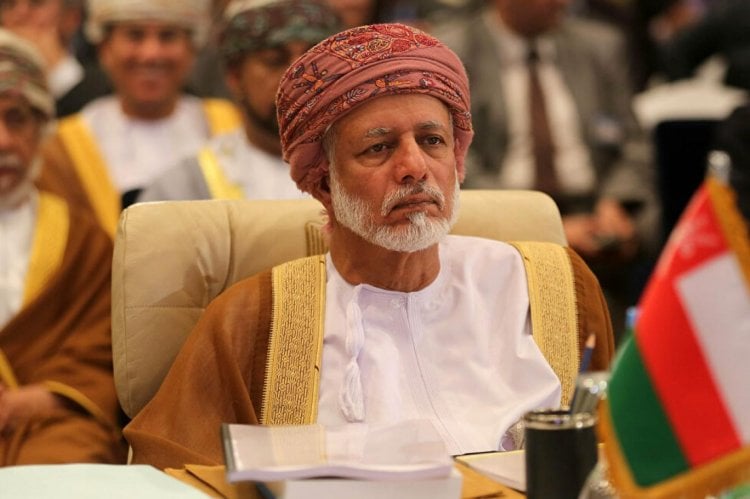 وزير الخارجية العماني السابق يتحدّث بوجدانية عن لبنان