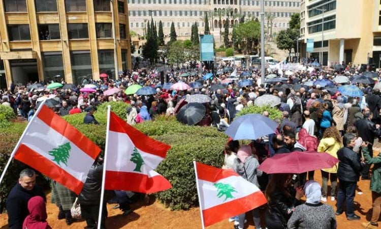 المزيد من رسائل التهنئة للعمال في عيدهم تمنت لهم ظروفا أفضل