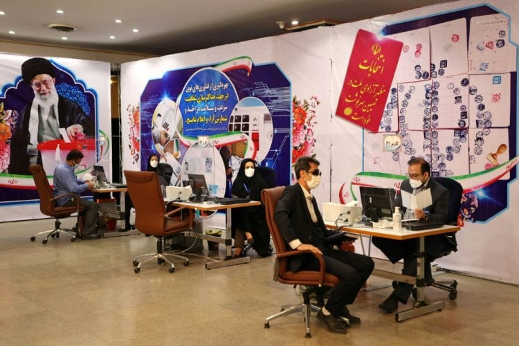 بدء مهلة تقديم الترشيحات للانتخابات الرئاسية في إيران