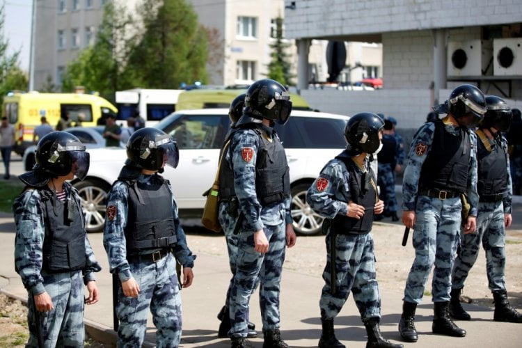 11 قتيلاً جراء إطلاق نار داخل مدرسة في روسيا