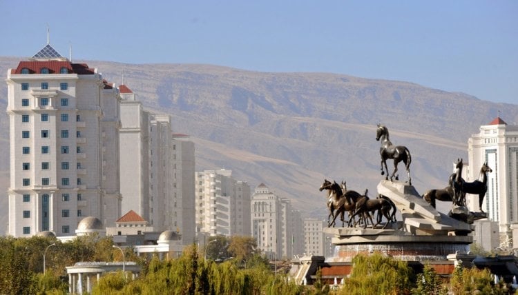 تركمانستان تؤكد تسديد مستحقاتها العائدة لأنبوب الغاز إلى الصين