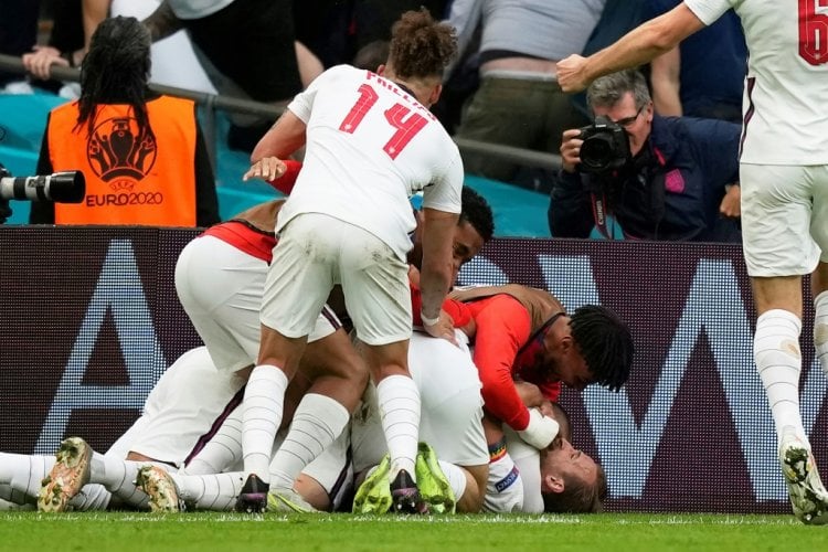 كأس أوروبا: الحلم الإنكليزي يصطدم بمنتخب أوكراني ليس لديه شيء ليخسره