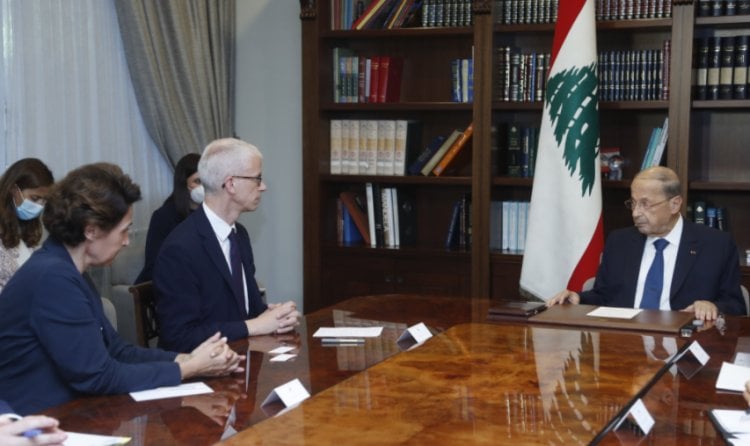 عون لريستير: لبنان يتابع بامتنان جهود ماكرون لمساعدته على الخروج من ازمته وبحاجة لحكومة محطتها الاساسية التدقيق المالي