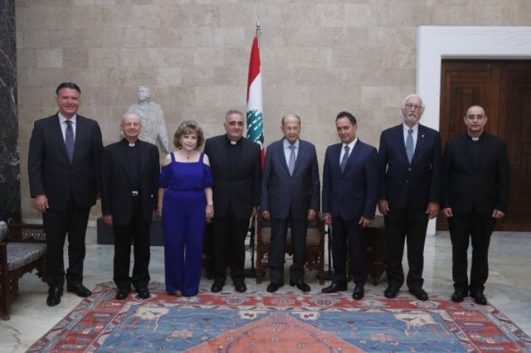 الرئيس عون التقى وفد جامعة سيدة اللويزة: لبنان سيتجاوز الظروف الصعبة