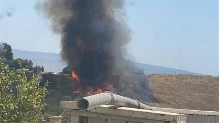 بالصور والفيديو: اسرائيل ترد بقصف مدفعي بعد إطلاق صاروخ من لبنان وبعضها تسبب باندلاع حريق في مرجعيون