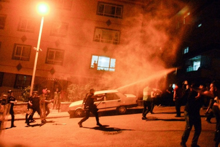 الشرطة التركية توسع لائحة الموقوفين في الاعتداء على متاجر سوريين