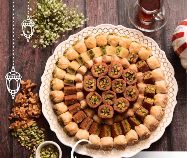 قصر الحلو يقفل أبوابه بكافة الفروع حتى إشعار آخر