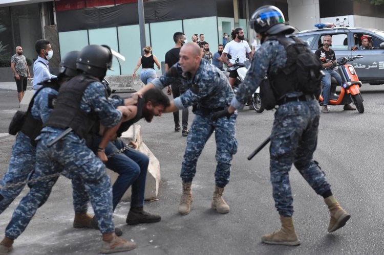 اطلاق 5 موقوفين من فرع المعلومات