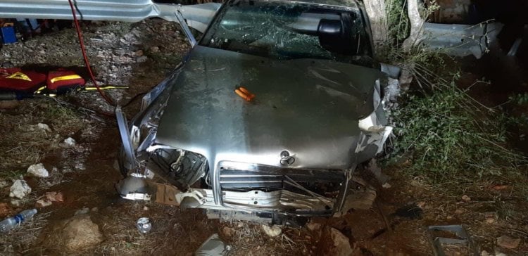 بالصور حادث سير مروع لعائلة من ستة أشخاص