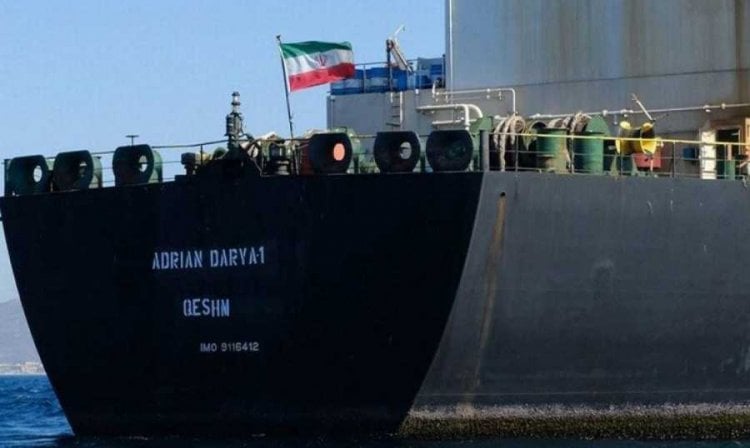 السفن ستصل إلى الشعب اللبناني.. السفير الإيراني: لن نسمحَ لأيِ جهة قليمية او دولية بأن تقف بوجهنا
