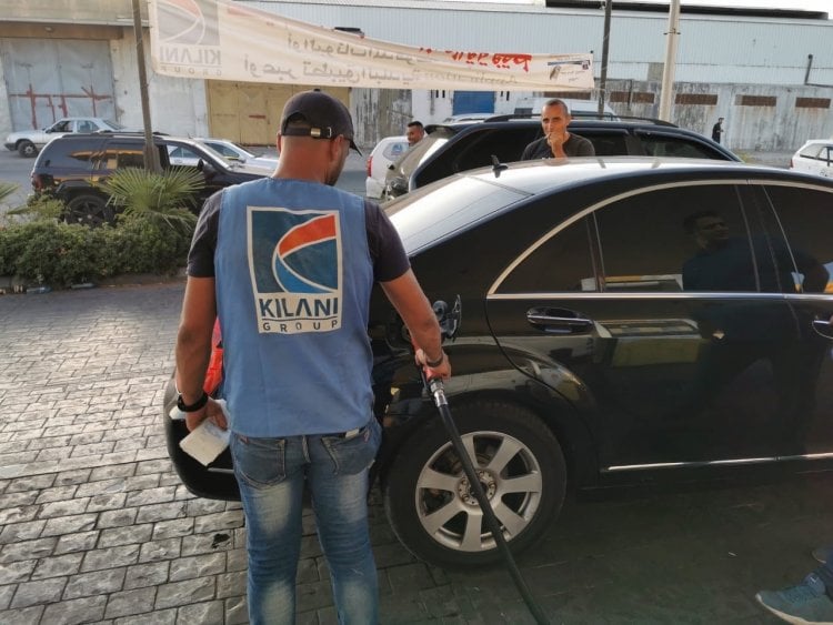بطاقات خاصة للاعلاميين في صيدا لتعبئة سياراتهم بالوقود