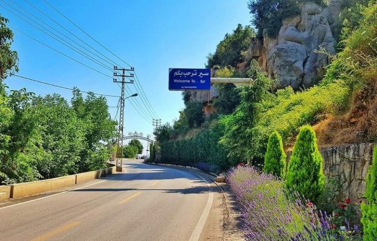 سرقة مطعم في سير الضنية