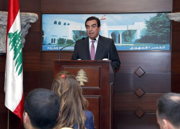 كواليس استقالة قرداحي اليوم: عندما رنّ هاتف ميقاتي وفرنجية