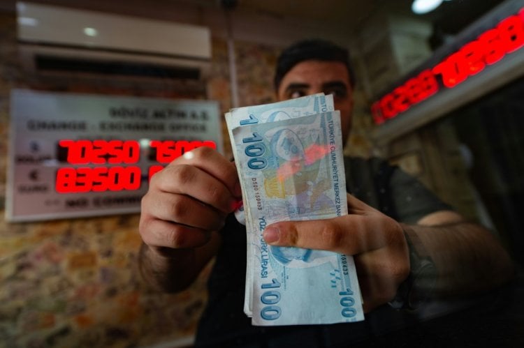 تراجع جديد لليرة التركية بعد تصريحات اردوغان