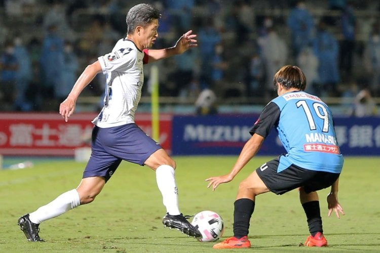 "الملك كازو" سيلعب مجددا بعمر الـ 55