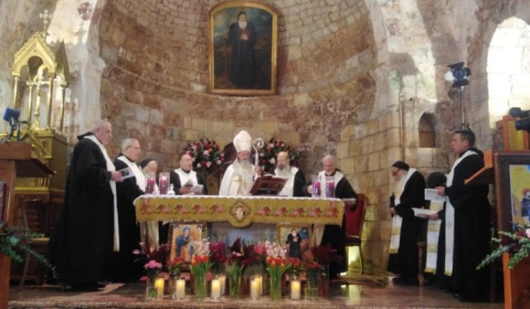 دير مار أنطونيوس قزحيا في الوادي المقدس احتفل بعيد شفيعه