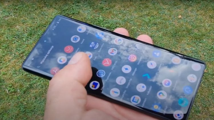 Vivo تستعد لمنافسة سامسونغ بهاتف مزوّد بكاميرات ممتازة وقدرات شحن فائقةّ