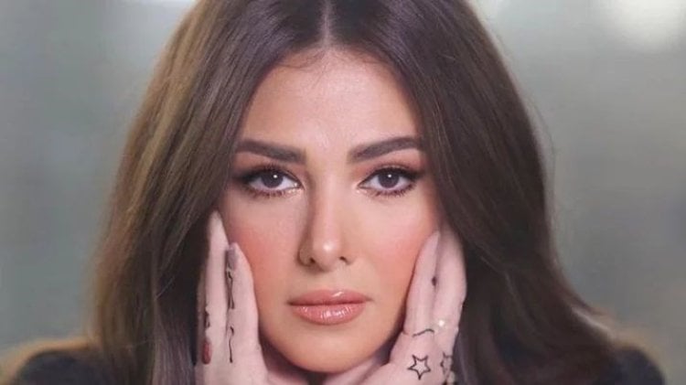 بالصور : نسخة إيطالية من دنيا سمير غانم