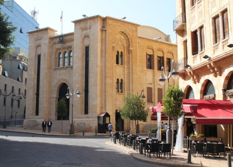 طلبٌ من لجنة الدفاع إلى وزير الاتصالات