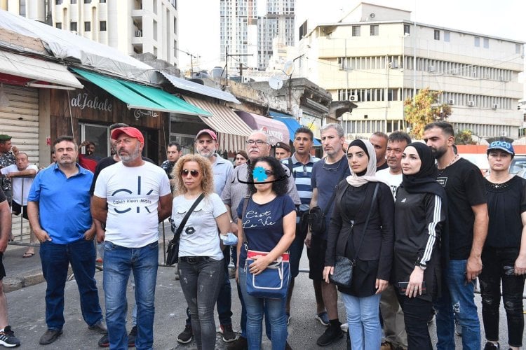 وقفة احتجاجية للمطالبة بالإفراج عن المودع بسّام الشيخ حسين أمام المديرية العامة لقوى الأمن في الأشرفية