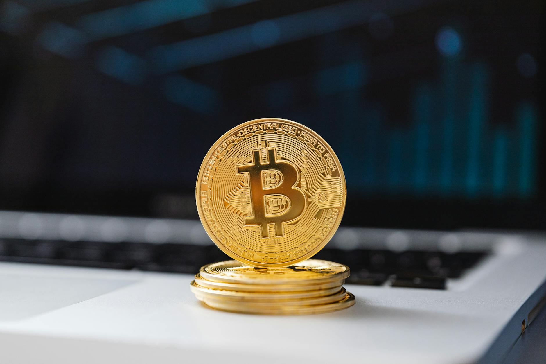Cryptocurrencies Crash as Bitcoin Drops Below $78,000