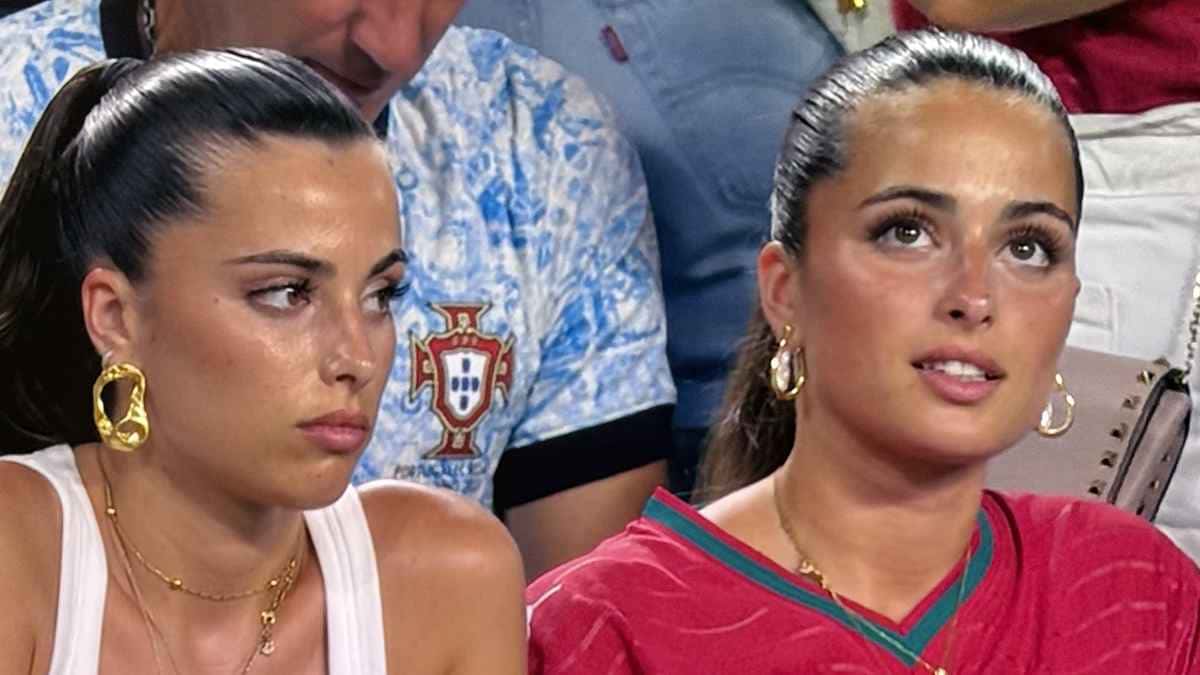 Matilde Neiva: Twin Sisters Steal Show at Portugal-Colombia Match ...